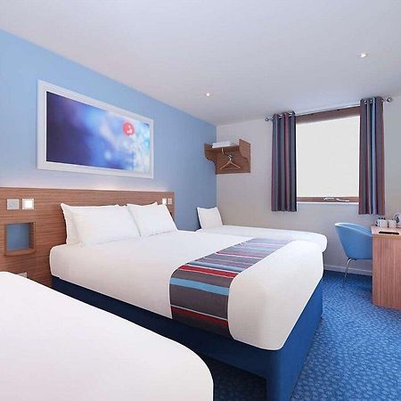 Travelodge Edinburgh Dreghorn Екстер'єр фото